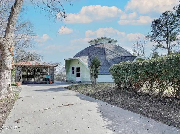 208 E Moundville St, Washington, LA 70589