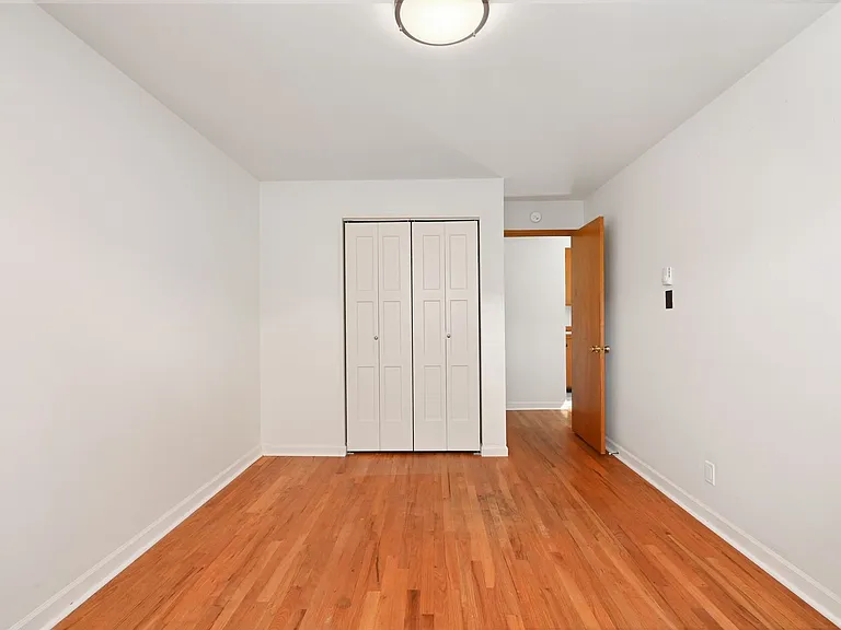 The Diane Apartments — Photo 19