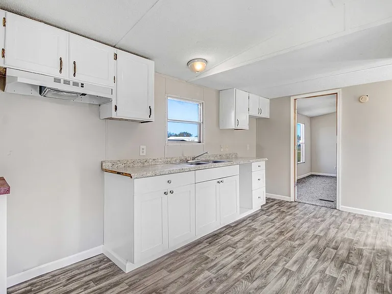 406 Little Dove Rd — Photo 26
