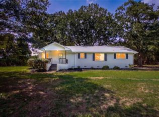 488 Tabor Woods Rd, Pickens, SC 29671