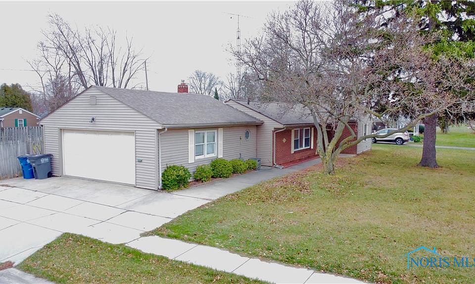 1st image of 3203 Radford Dr