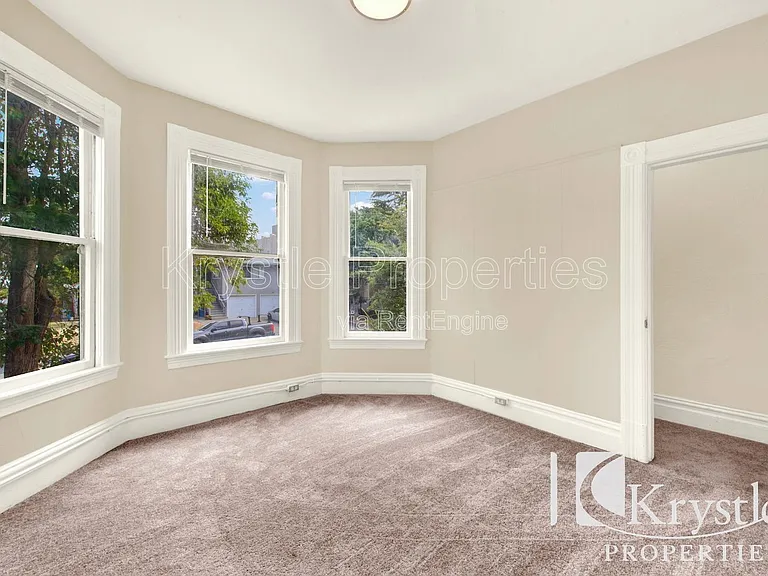 709 Carolina St — Photo 7