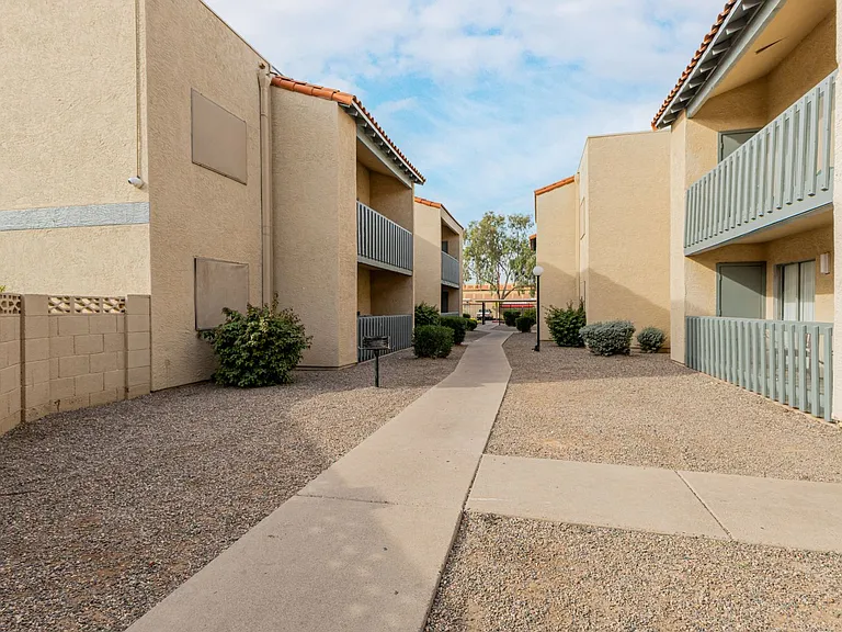Corona del Sol — Photo 42