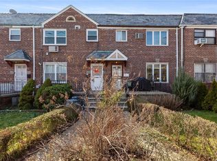 5832 136th St, Flushing, NY 11355