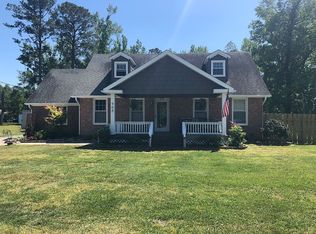 908 Daniel Dr, Jacksonville, NC 28540