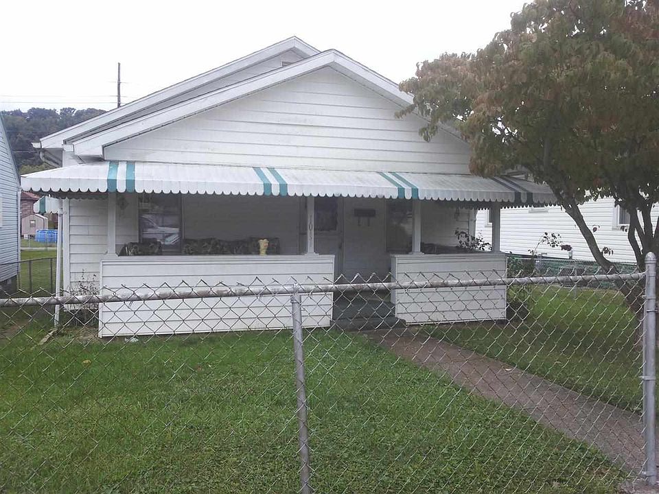 2nd image of 1047 Jackson Ave