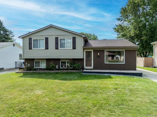 14872 Westpoint Dr, Sterling Heights, MI 48313