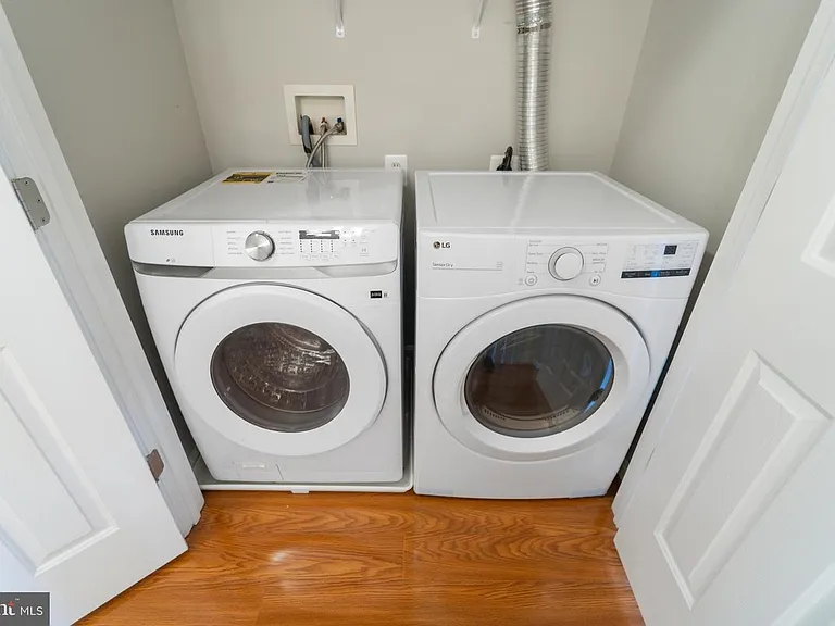 13016 Town Commons Dr — Photo 5