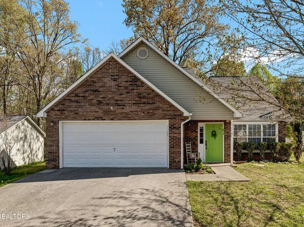 8284 Oak Terrace Ln, Powell, TN 37849