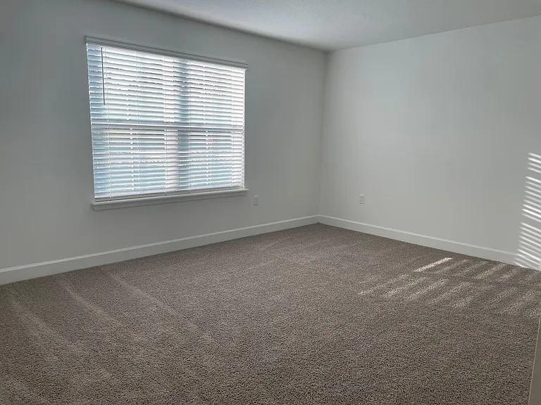 1337 Captiva Cv #8 — Photo 17