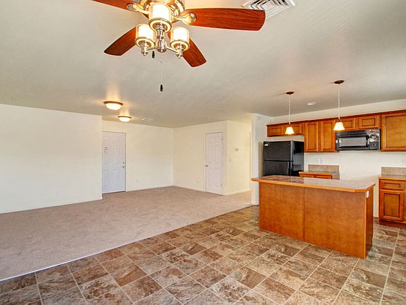 5th image of 2301 11th Ave W #2301-203