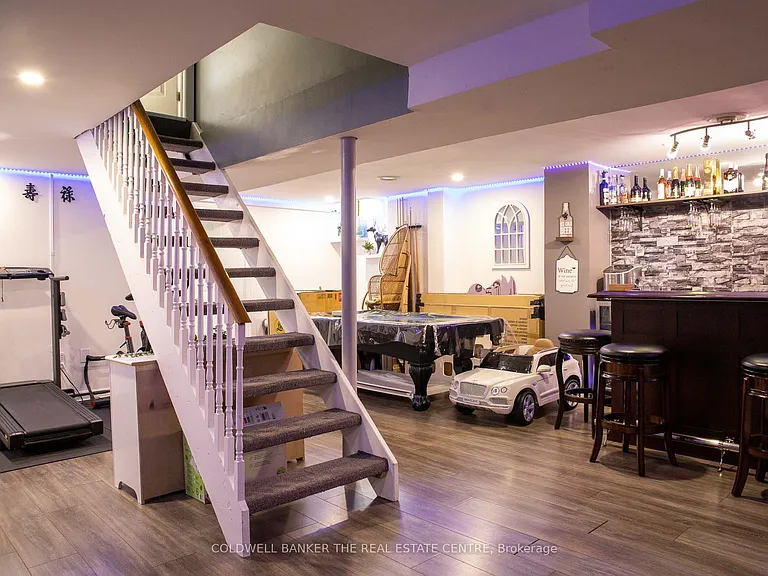 497 Grove St E — Photo 25