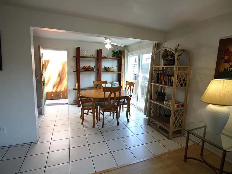 822 Island Ct — Photo 17