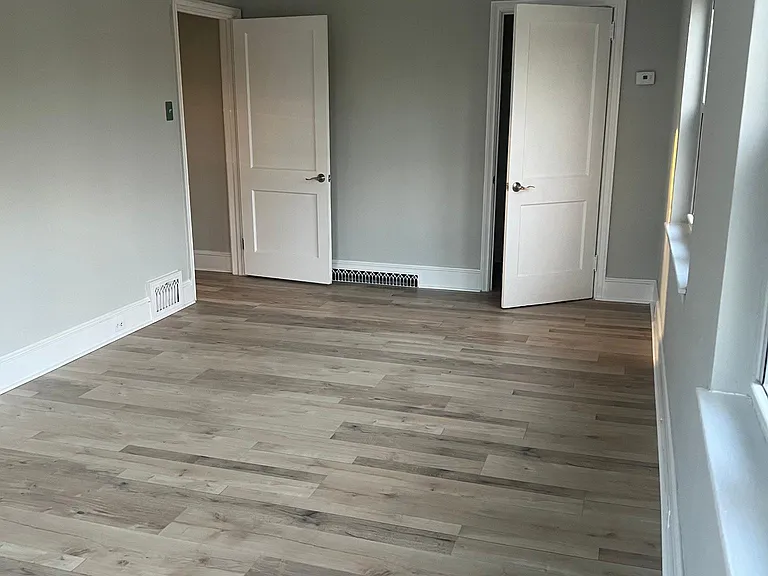 49 N York Rd #2 — Photo 6