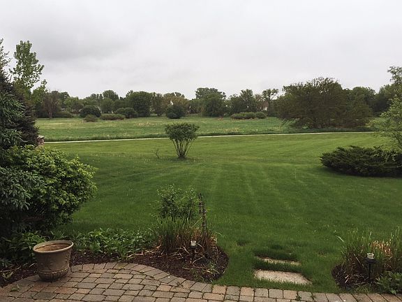 2nd image of 608 Camden Ln