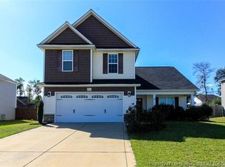 903 Screech Owl Dr, Hope Mills, NC 28348