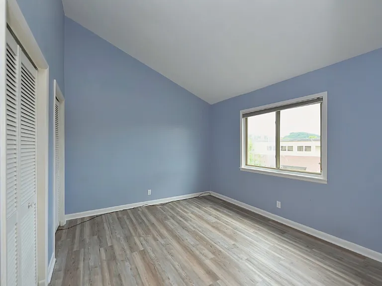 215 Summit Ridge Dr — Photo 40