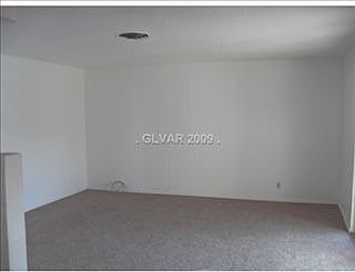 2nd image of 1912 Brady Ave