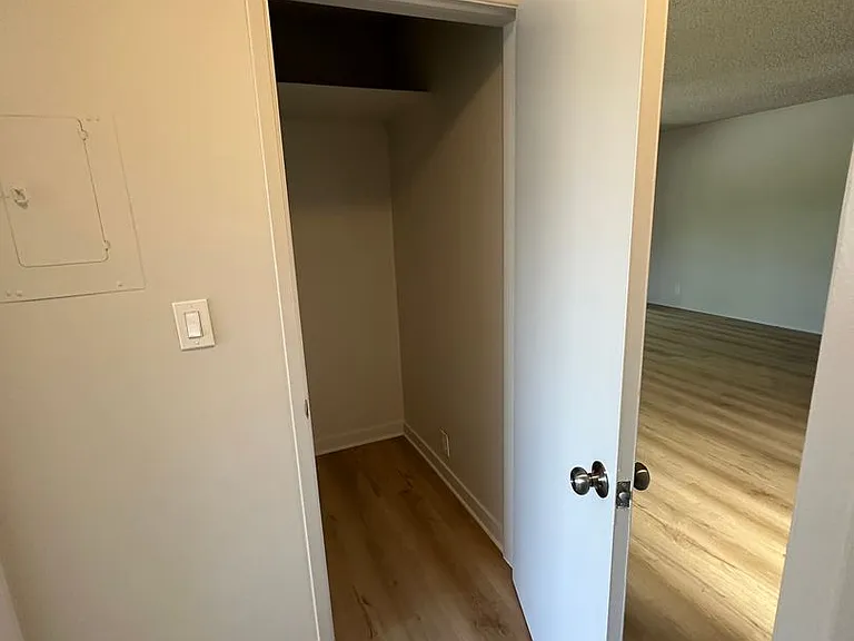 10805 Camarillo St — Photo 2