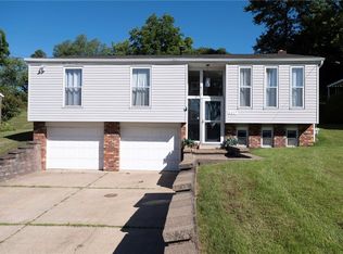 4437 Helmar Dr, Monroeville, PA 15146