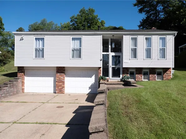 4437 Helmar Dr, Monroeville, PA 15146