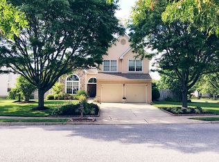 20 Longbridge Dr, Mount Laurel, NJ 08054