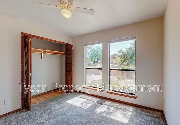 7305 Mayflower Rd NE — Photo 16