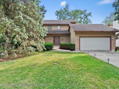 1431 Fairoaks Ct, East Lansing, MI, 48823