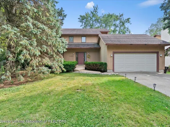1431 Fairoaks Ct, East Lansing, MI 48823