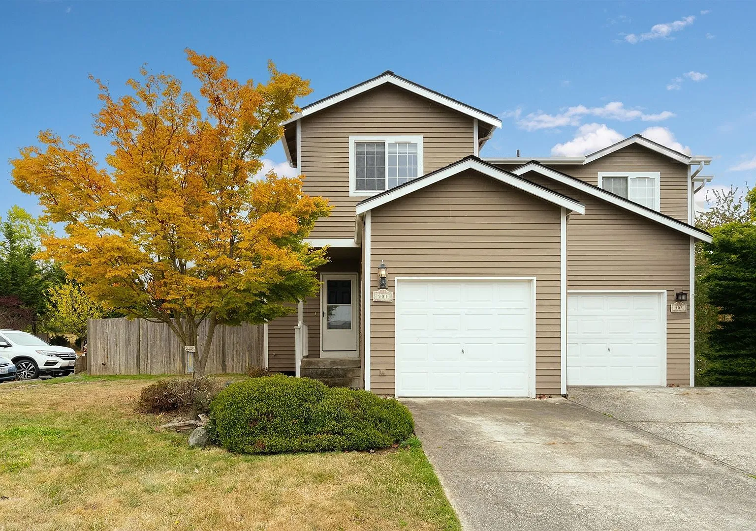 3 Bedroom Townhome in the Heart of Coupeville - Fenced Yard — Photo 1