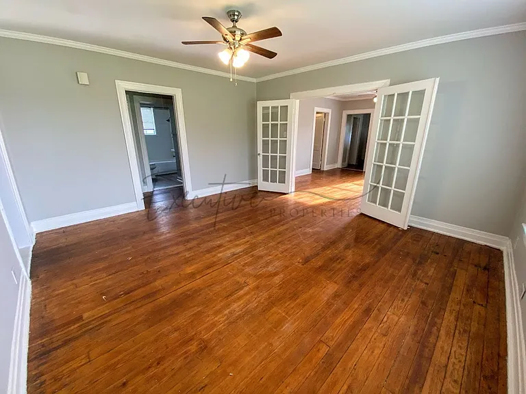 633 Enterprise Blvd — Photo 7