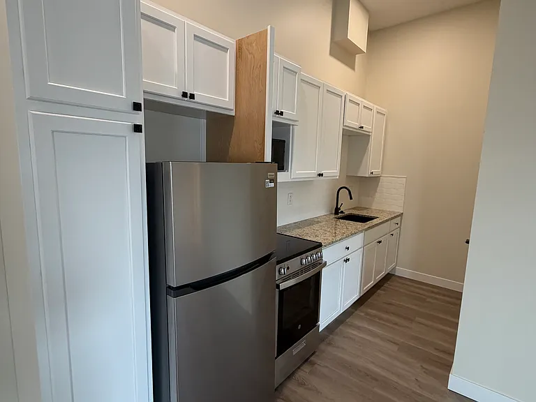 321 Garrison St #32 — Photo 4