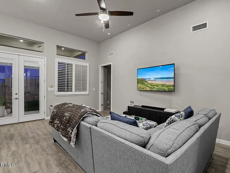 4556 Marisabel Azcarate St — Photo 17