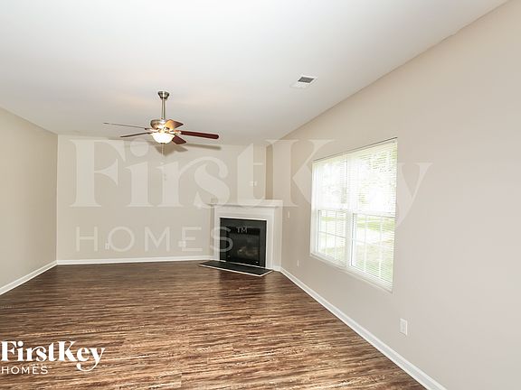 5th image of 1531 Pecan Ln