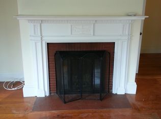 34 Park St APT 1R, Newton, MA 02458