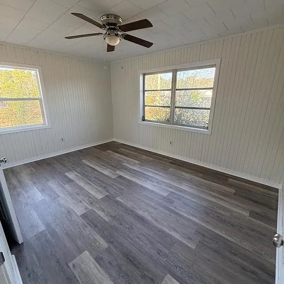 1033 Morrow Ave — Photo 5