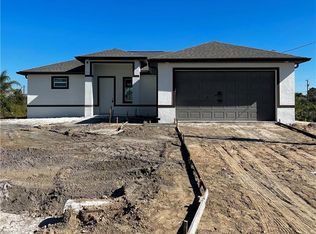 3602 27th St SW, Lehigh Acres, FL 33976