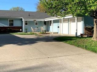 12120 E 49th St, Independence, MO 64055
