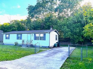 2105 Sandusky Rd, Knoxville, TN 37912