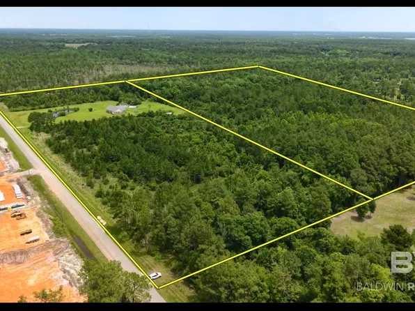 6684 Roscoe Rd, Gulf Shores, AL 36542