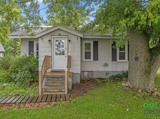 3946 Remembrance Rd NW, Grand Rapids, MI 49534