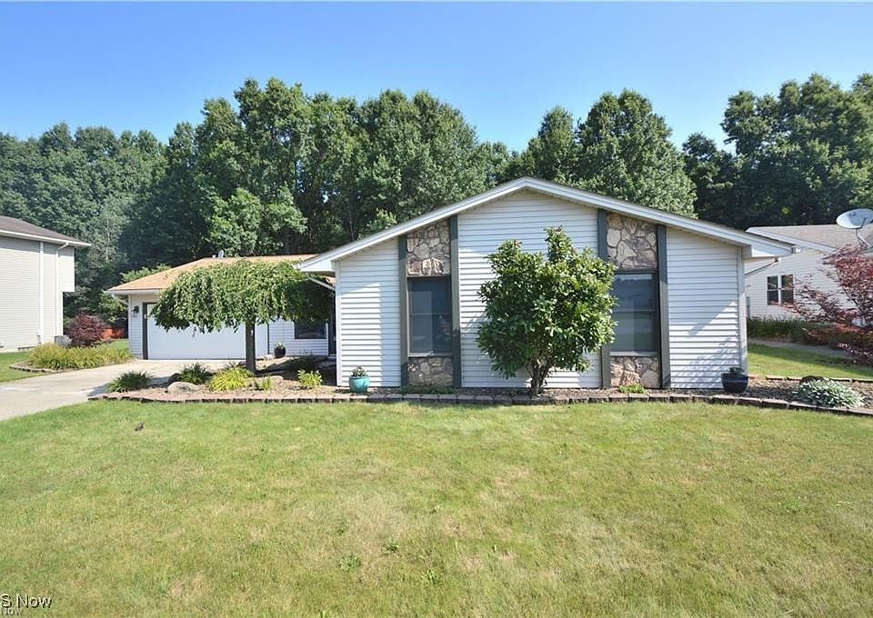 1st image of 654 Angiline Dr