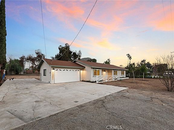 5th image of 11061 Cypress Ave