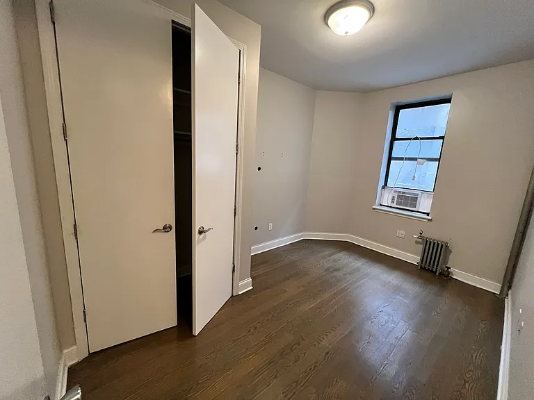 1552 President St #A — Photo 5