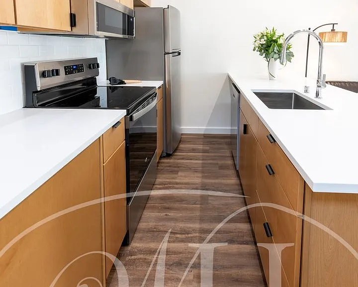 159 SE Sparrows Pl — Photo 18