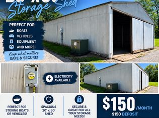 812 S 1st St #1/2, Divernon, IL 62530