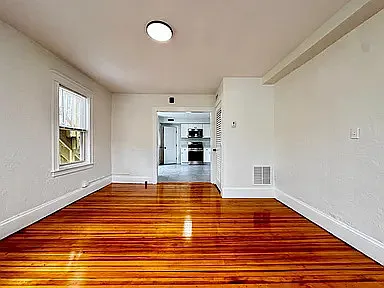 21 Main St #21 — Photo 6