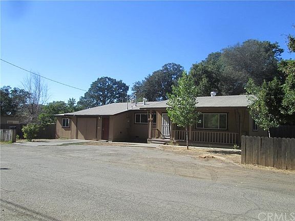 2nd image of 15172 Cypress Ave