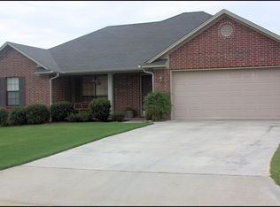 2018 S Utica Ave, Monticello, AR 72802