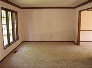 2217 Fernleaf Ln, Columbus, OH 43235
